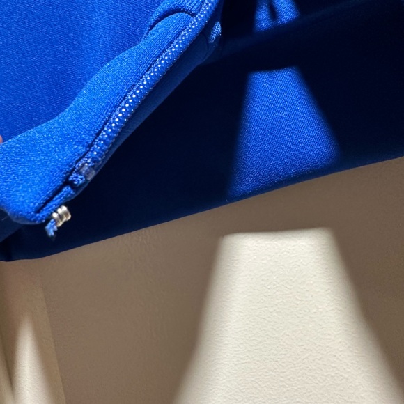 Express Size Small Blue Crop Top (Like New)! - Picture 4 of 8